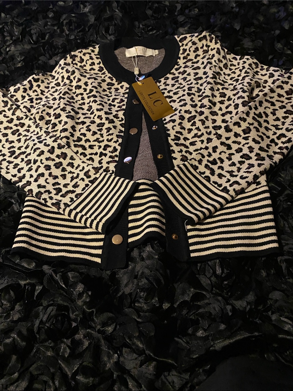 Women’s Black & Cream Animal Print Knit Sweater Jacket